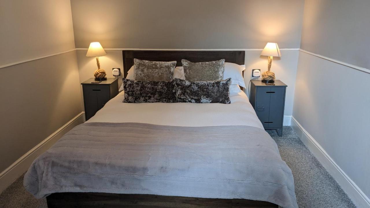 Oaklands Guest House Уеймут Екстериор снимка